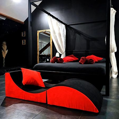 Love Room A Montargis Eksteriør billede