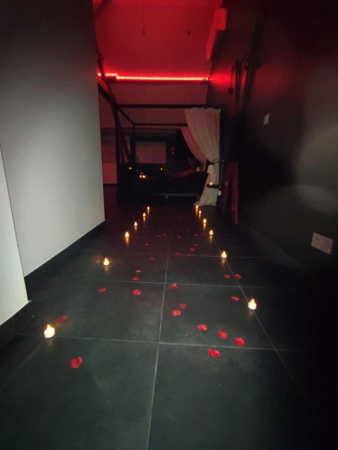 Love Room A Montargis Eksteriør billede